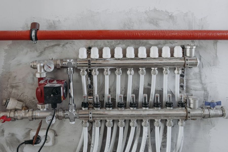 Isıtma kollektörü ve doğalgaz hattı